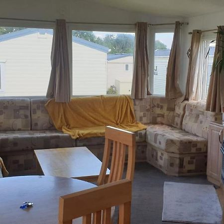 Private Caravan Situated At Parkdean Holiday Resort St Margaret'S At Cliffe Number 18 Exterior photo